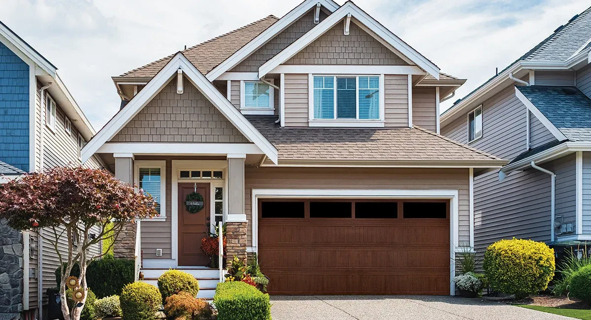 Wayne Dalton Classic Steel 8300 insulated steel garage door, another design option